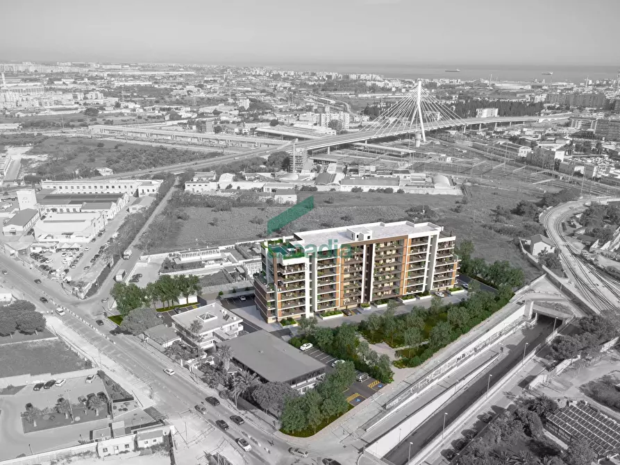 Immagine 10 di Trilocale in vendita  in Via Giuseppe Sangiorgi 3 a Bari