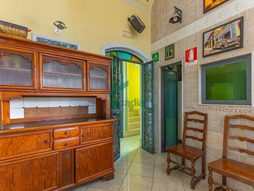 Immagine 77 di Locale commerciale in vendita  in Strada la Grava 16 a Bari