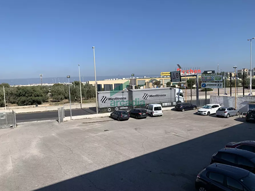 Immagine 2 di Ufficio in affitto  in SP231 a Modugno
