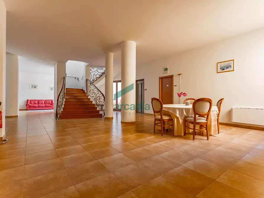 Immagine 10 di Villa in vendita  in Strada Vicinale Vecchia di Matera 369 a Gioia Del Colle