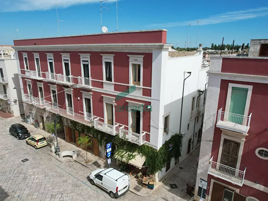 Immagine 38 di Appartamento in vendita  in Piazza Nicola e Costa 13 a Castellana Grotte