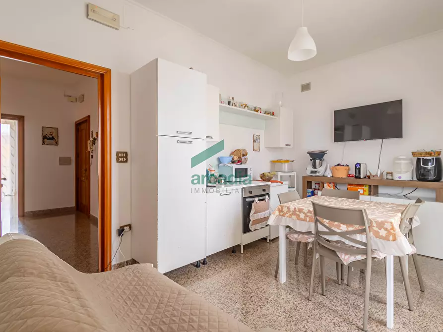 Immagine 10 di Casa indipendente in vendita  in Via Gabriele D'Annunzio 11 a Triggiano