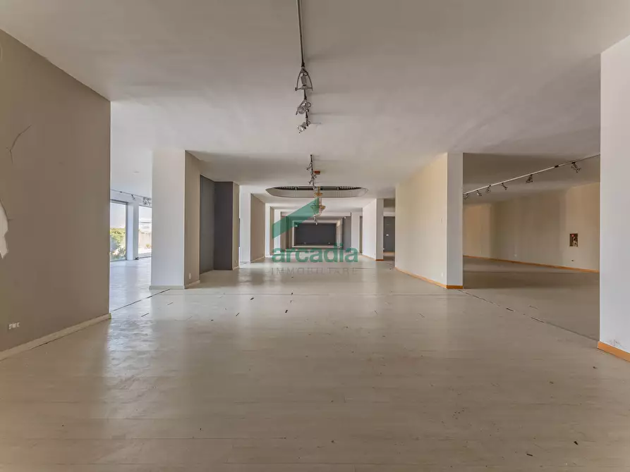 Immagine 19 di Capannone industriale in vendita  in Km 31, 800 a Sammichele Di Bari