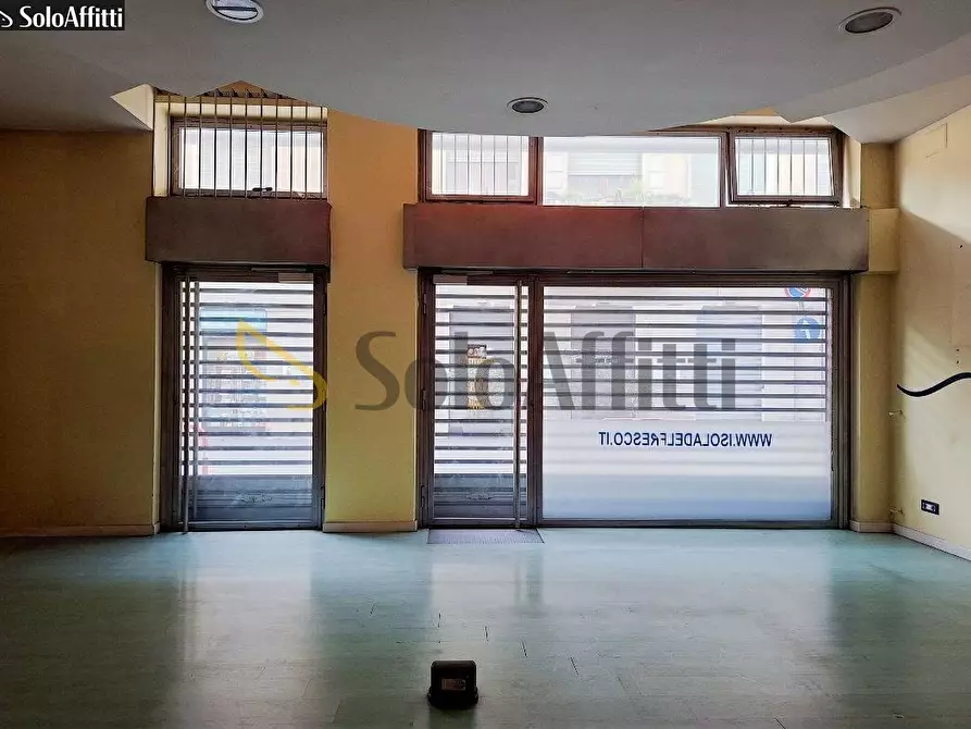 Immagine 4 di Locale commerciale in affitto  in Via Antonio Origo 28 a Lissone