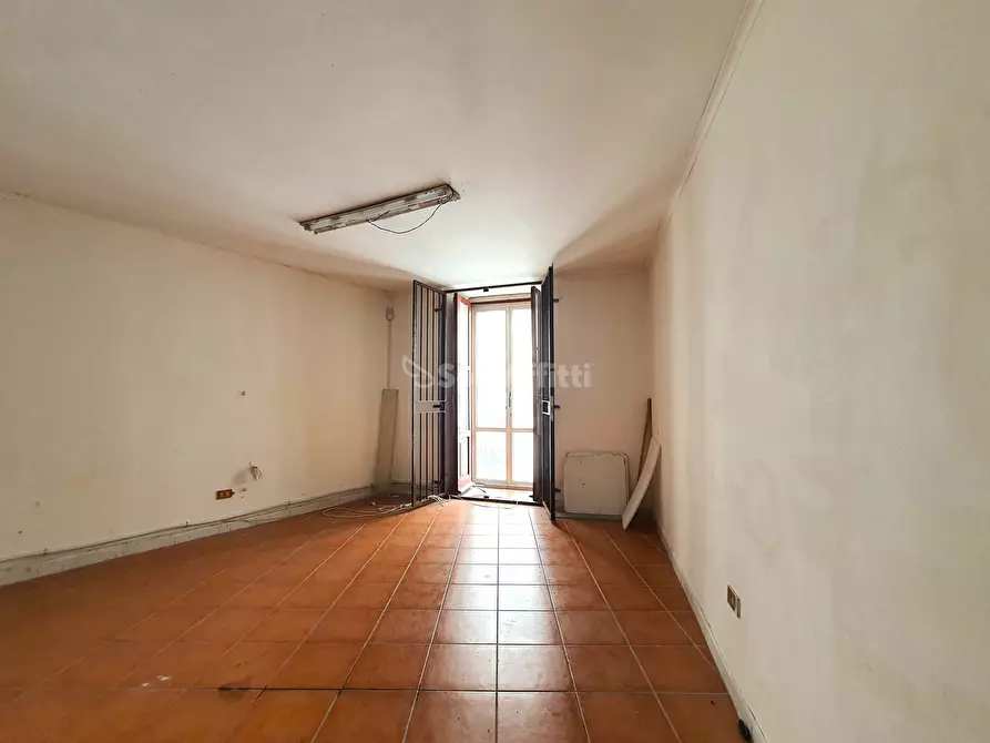 Immagine 4 di Locale commerciale in affitto  a Catanzaro