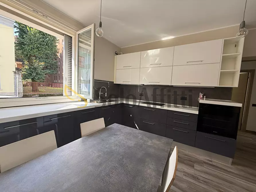 Immagine 6 di Trilocale in affitto  in Via Cavour 99 a Seregno