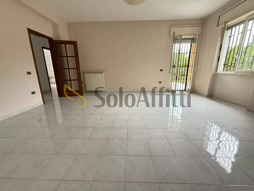 Immagine 3 di Pentalocale in affitto  in Via Assunta 46 a Caserta