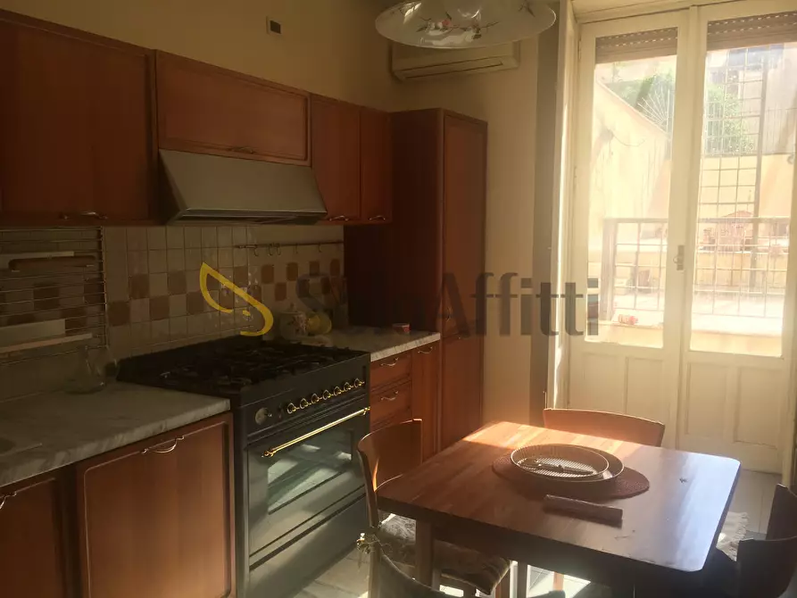 Immagine 45 di Appartamento in affitto  a Catania