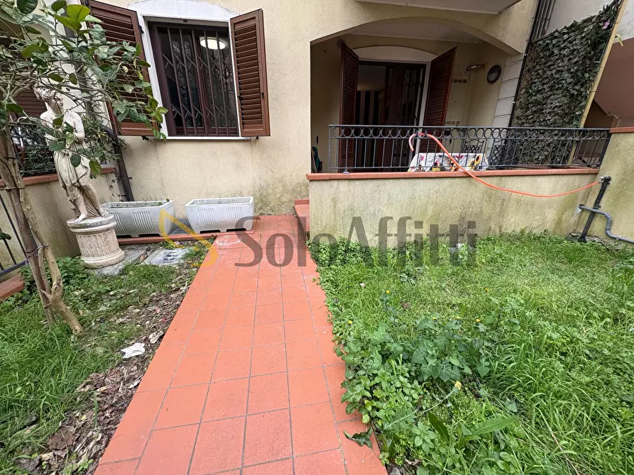 Immagine 18 di Trilocale in affitto  in Via Dario Campana 81 a Rimini