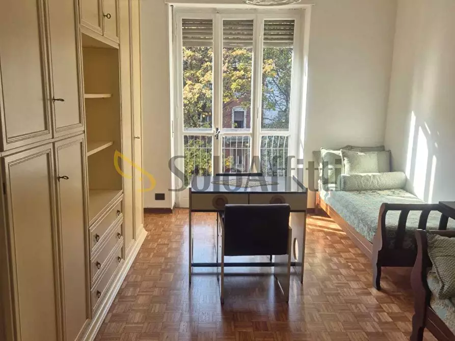 Immagine 2 di Trilocale in affitto  in Via San Donato a Torino