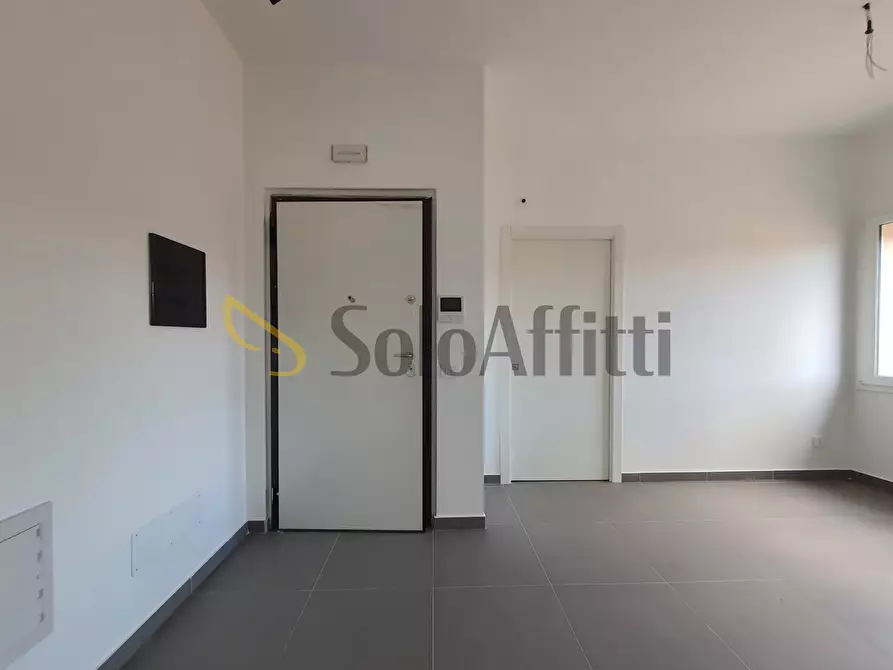 Immagine 10 di Ufficio in affitto  a Catanzaro