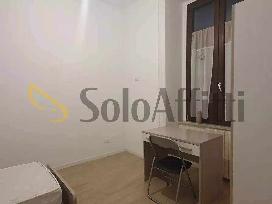 Immagine 4 di Stanza singola in affitto  a Catanzaro