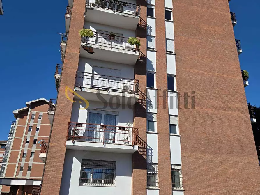 Immagine 2 di Quadrilocale in affitto  in Via Fratelli Fornaca a Torino