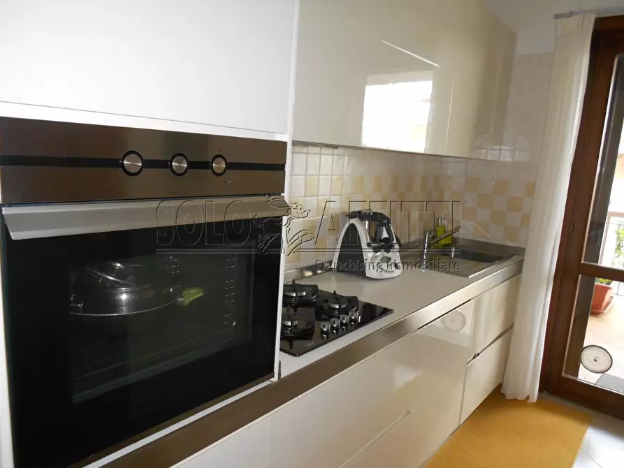 Immagine 5 di Bilocale in affitto  in Via Baldassarre Peruzzi a Fiumicino