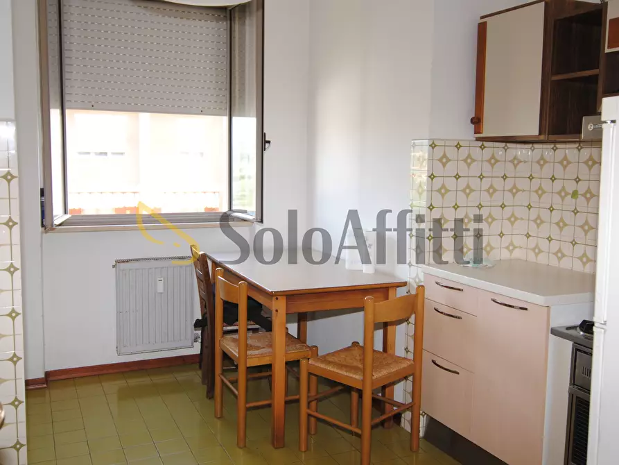 Immagine 7 di Pentalocale in affitto  a Livorno