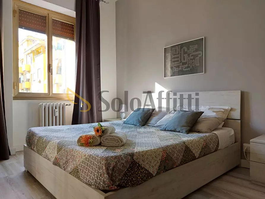 Immagine 21 di Trilocale in affitto  in Viale Vasco de Gama a Roma