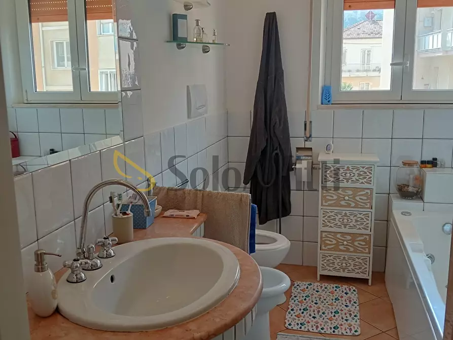 Immagine 15 di Trilocale in affitto  a Falconara Marittima