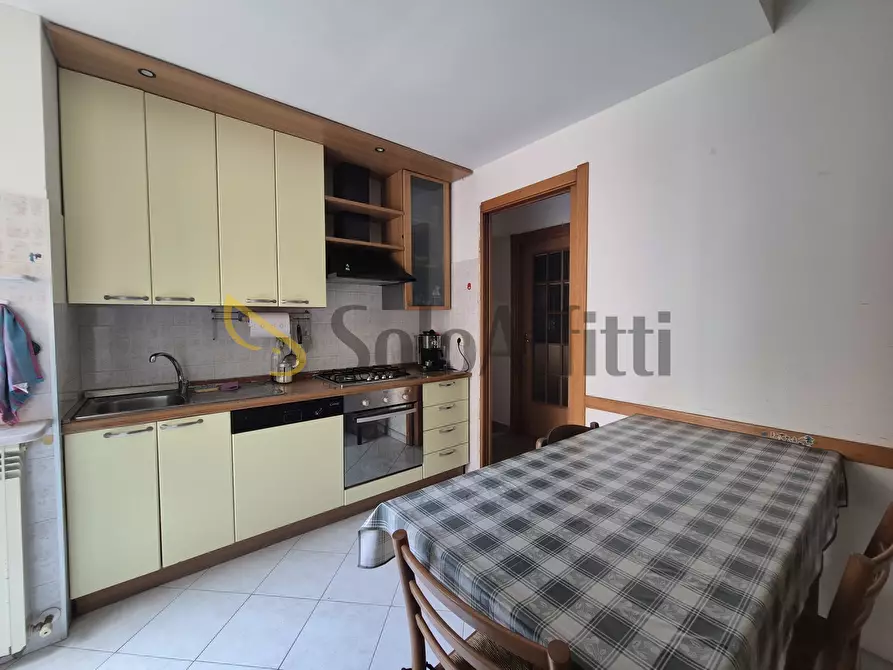 Immagine 2 di Stanza singola in affitto  a Catanzaro