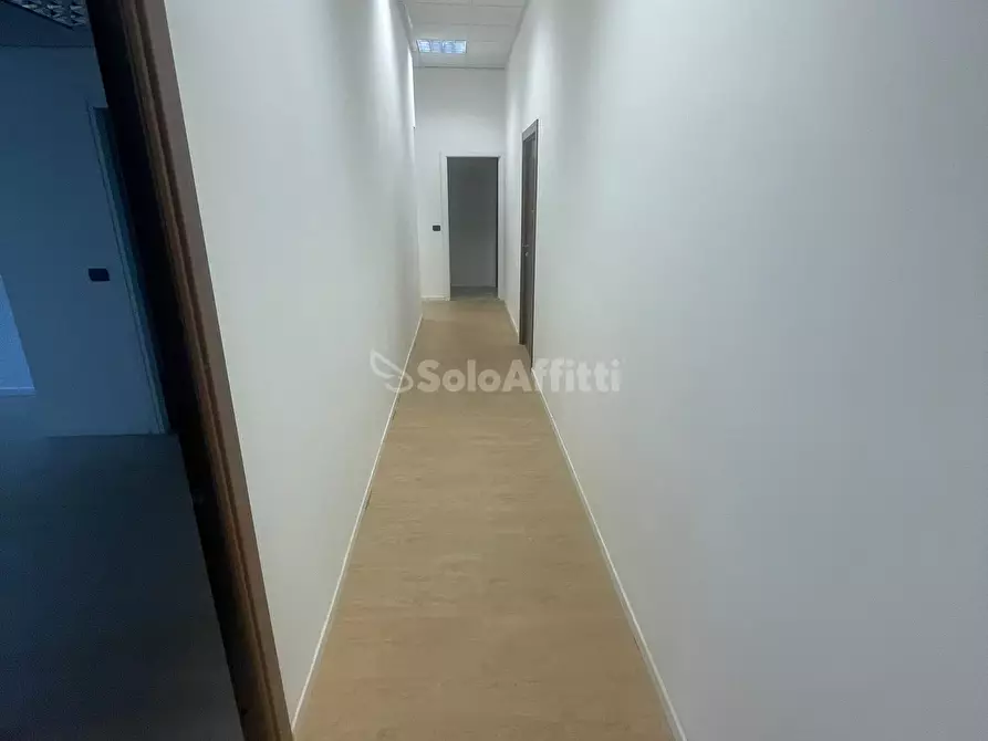 Immagine 3 di Ufficio in affitto  in Corso Orbassano 336 a Torino