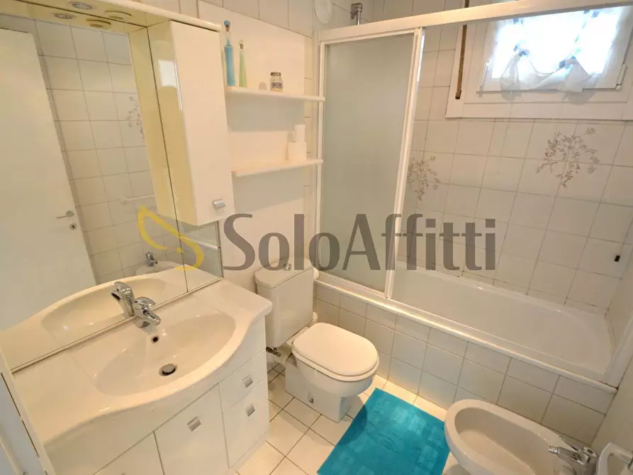 Immagine 15 di Bilocale in affitto  in Via Massimo d'Azeglio 18 a Rozzano