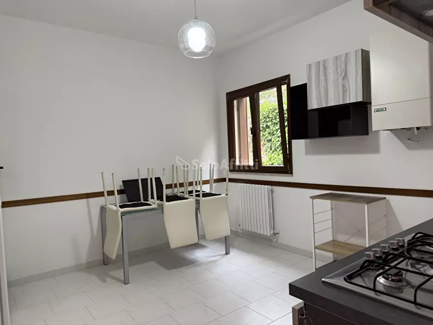 Immagine 11 di Quadrilocale in affitto  in Via Rifreddo 300 a Potenza