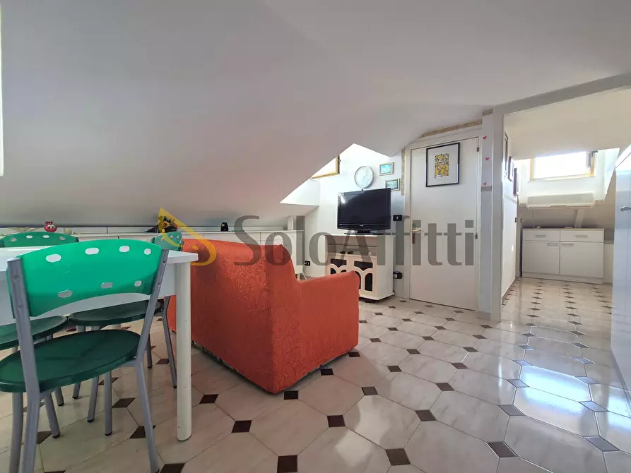 Immagine 1 di Mansarda in affitto  in Viale Crotone 166/B a Catanzaro