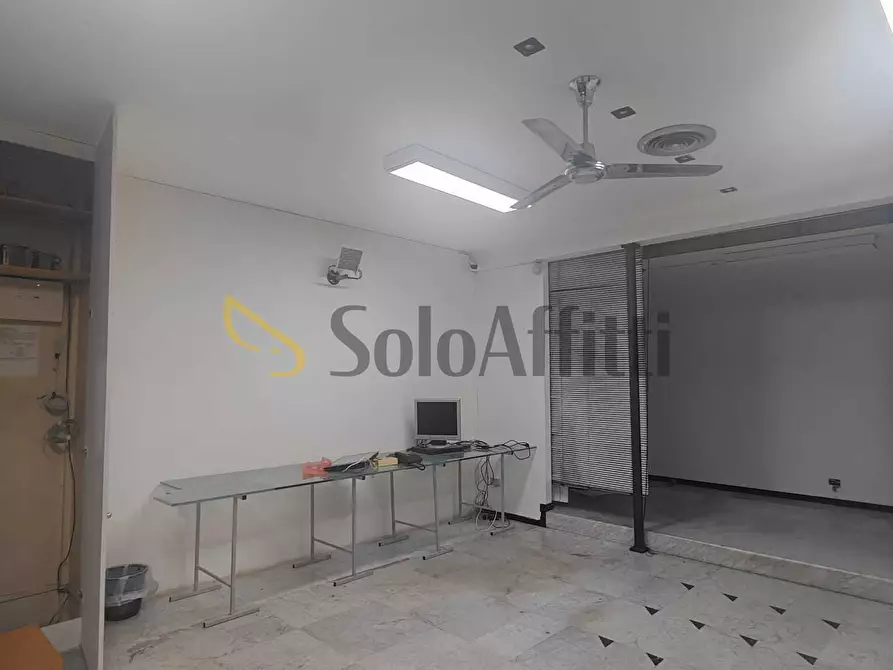 Immagine 1 di Attività artigianale in affitto  in Via Guido Gozzano 10 a Catania