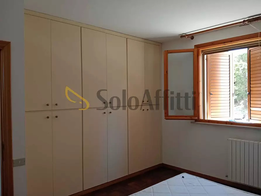 Immagine 7 di Quadrilocale in affitto  a Falconara Marittima