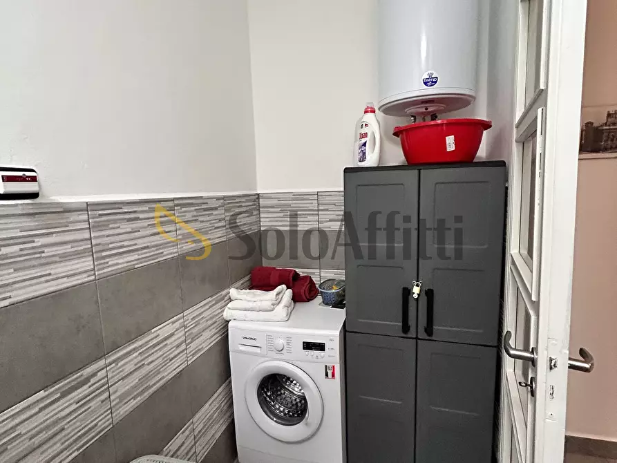 Immagine 11 di Bilocale in affitto  a Torino