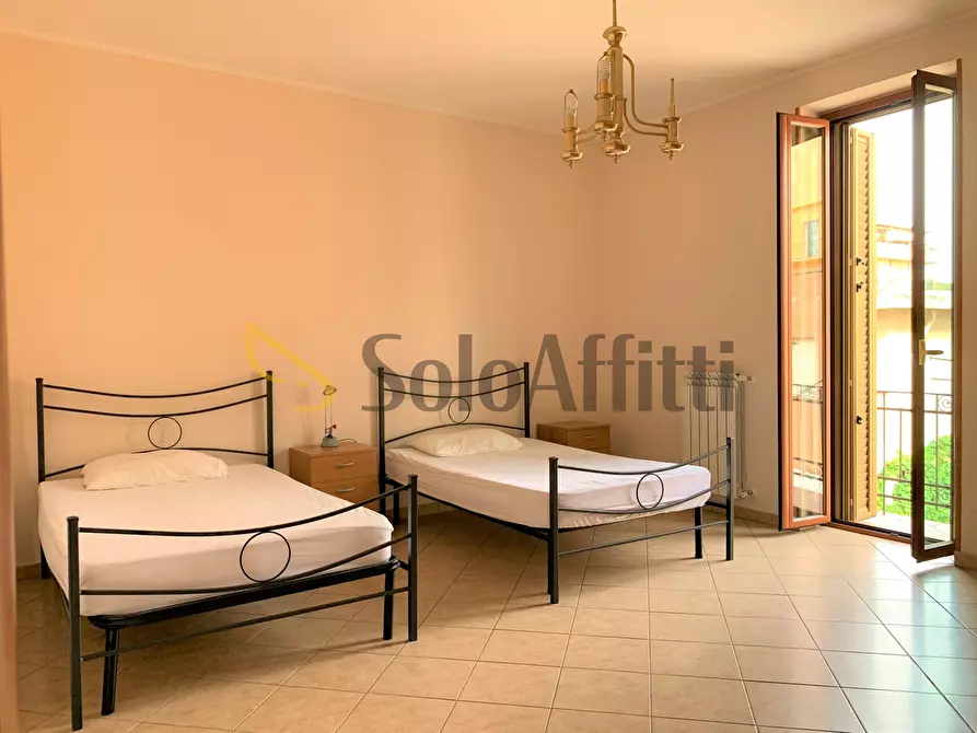 Immagine 10 di Trilocale in affitto  a Catanzaro