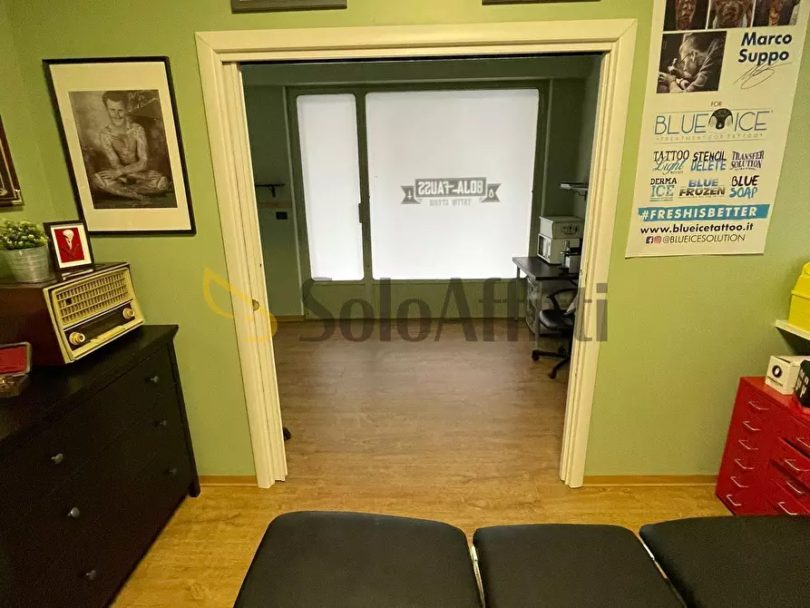 Immagine 9 di Locale commerciale in affitto  in Via Gradisca 7 a Rivoli