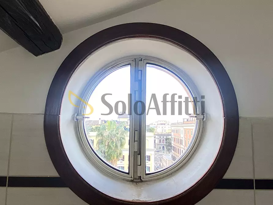 Immagine 22 di Mansarda in affitto  in Via Castelfidardo a Roma
