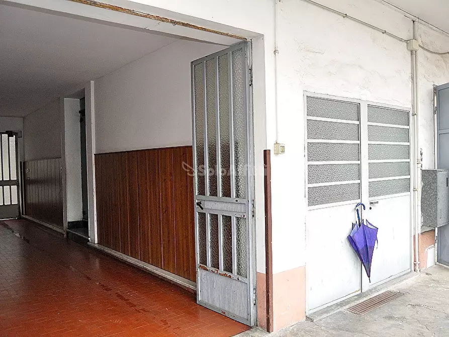 Immagine 11 di Locale commerciale in affitto  in VIA VERDI 32 a Settimo Torinese