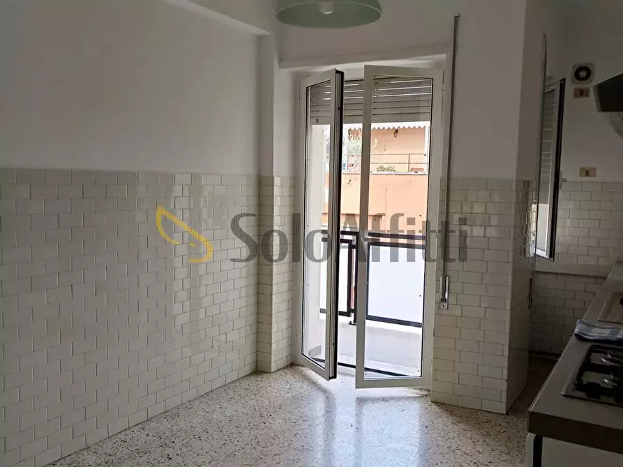 Immagine 16 di Bilocale in affitto  in Via G. Oberdan 8 a Latina