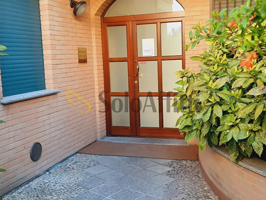 Immagine 1 di Bilocale in affitto  in Via Solferino a Seregno