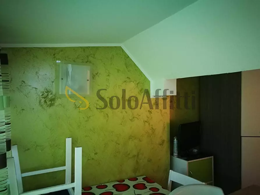 Immagine 8 di Trilocale in affitto  in Via Vittorio Emanuele 167 a Giardini-Naxos