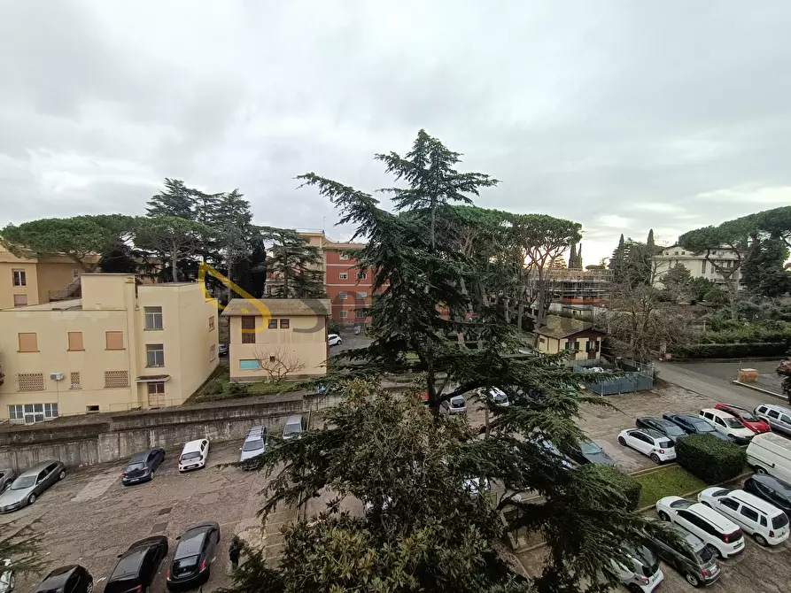 Immagine 11 di Trilocale in affitto  in Via della Stazione di Ottavia a Roma