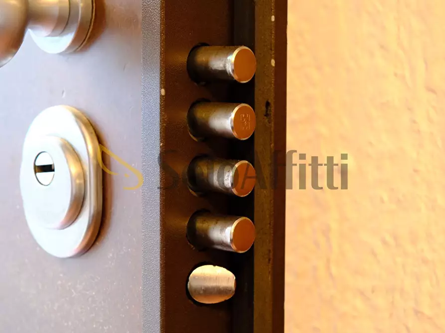 Immagine 18 di Bilocale in affitto  in Via Pollenzo 10 a Torino