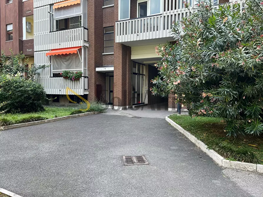 Immagine 18 di Trilocale in affitto  in CORSO BERNARDINO TELESIO a Torino