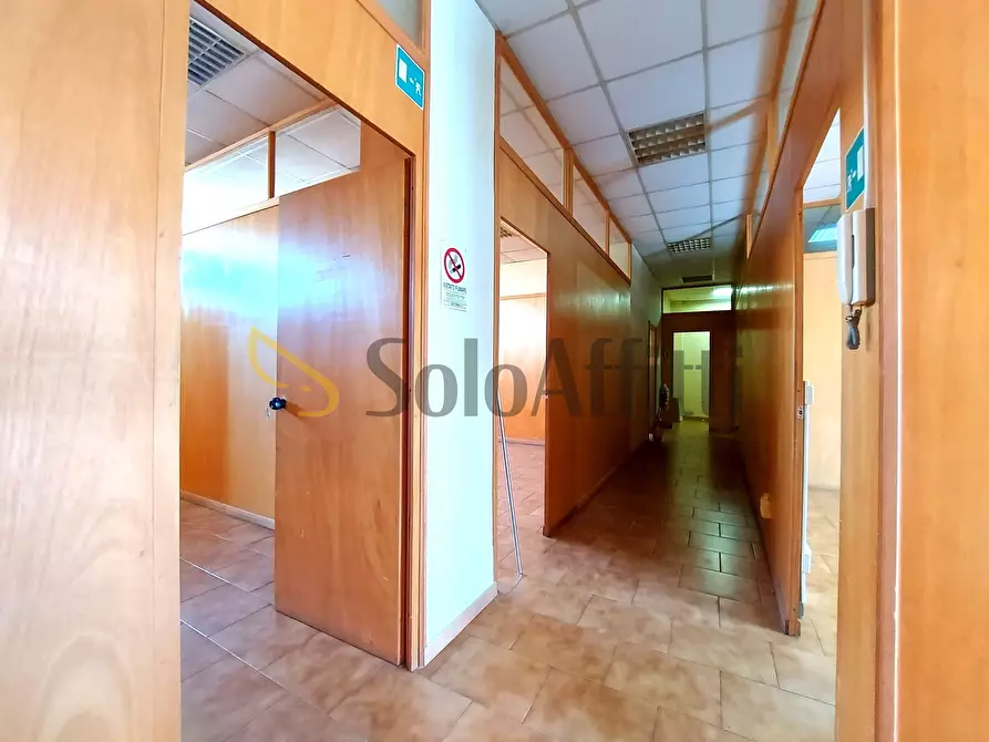 Immagine 16 di Locale commerciale in affitto  in Via del Tempio della Fortuna a Fiumicino