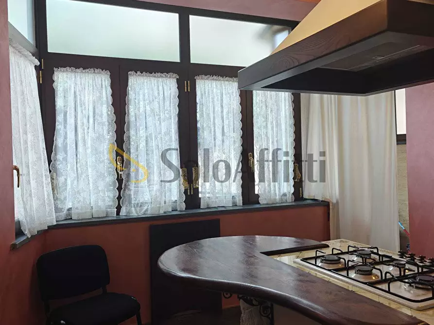 Immagine 5 di Trilocale in affitto  a Catania