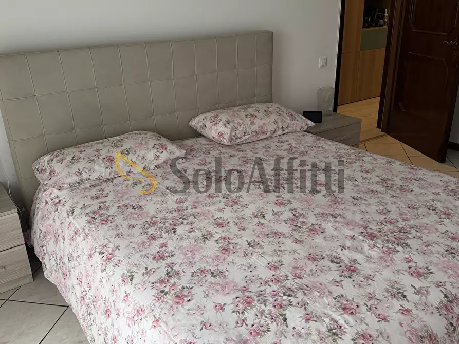 Immagine 21 di Bilocale in affitto  in Via Bainsizza 87 a Caronno Pertusella