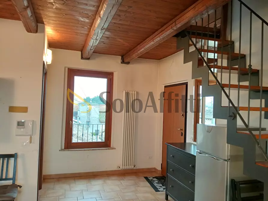 Immagine 14 di Bilocale in affitto  a Falconara Marittima