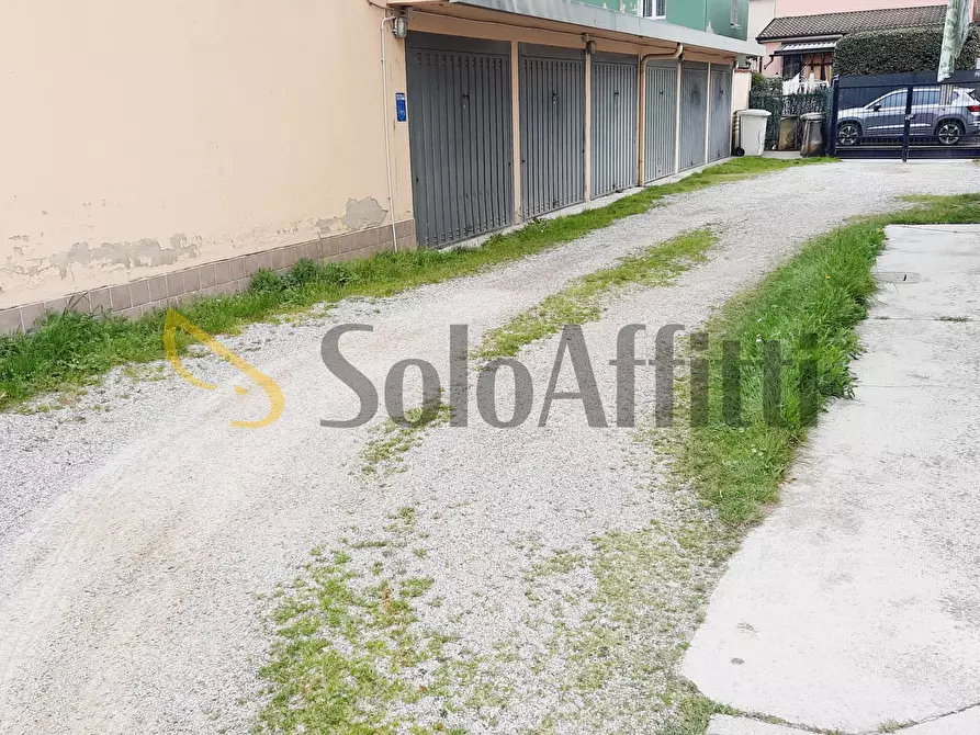 Immagine 6 di Garage in affitto  in Via Monte Grappa 185 a Cinisello Balsamo