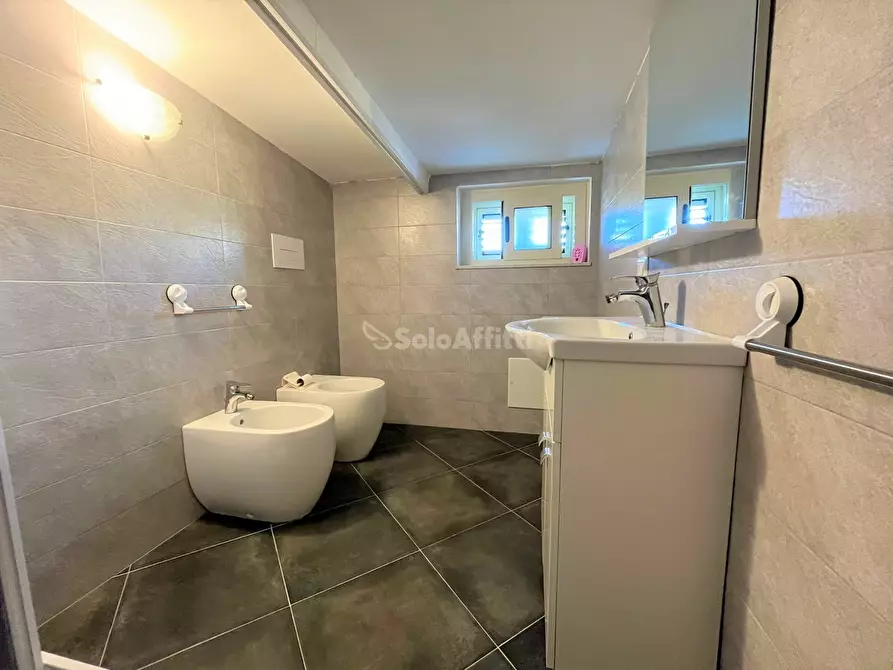 Immagine 7 di Stanza singola in affitto  a Catanzaro