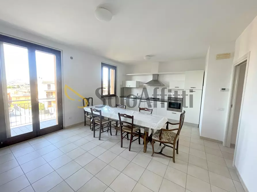 Immagine 1 di Trilocale in affitto  a Osimo