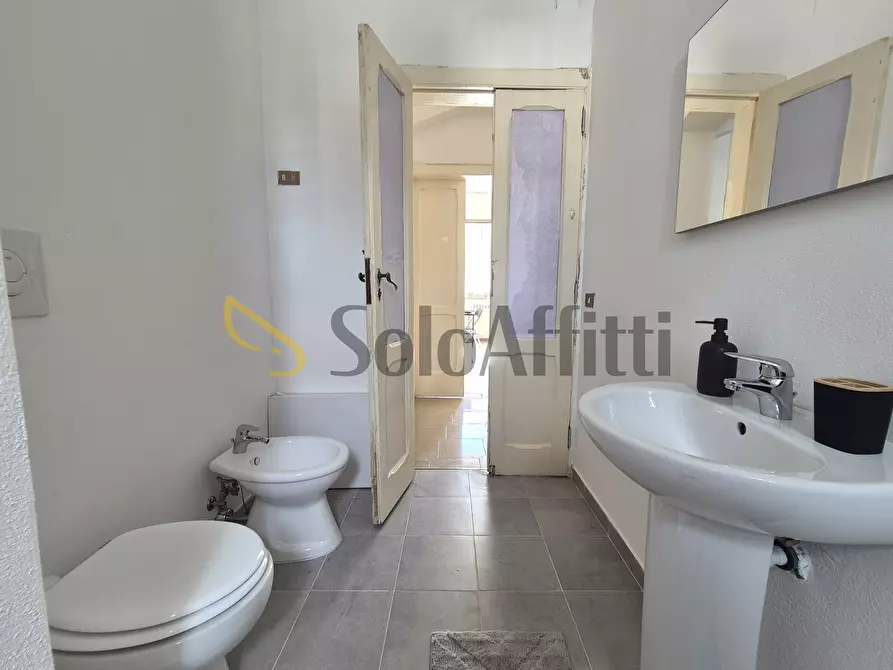 Immagine 10 di Quadrilocale in affitto  a Catanzaro