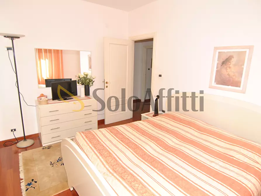 Immagine 21 di Quadrilocale in affitto  in Viale Giovanni Boccaccio 5 a Livorno