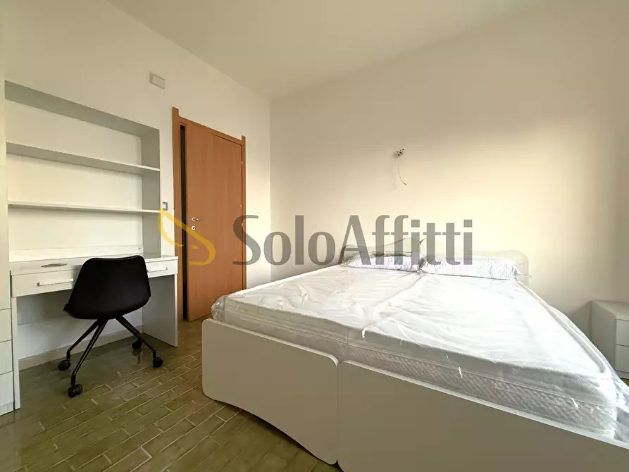 Immagine 10 di Stanza singola in affitto  a Catanzaro