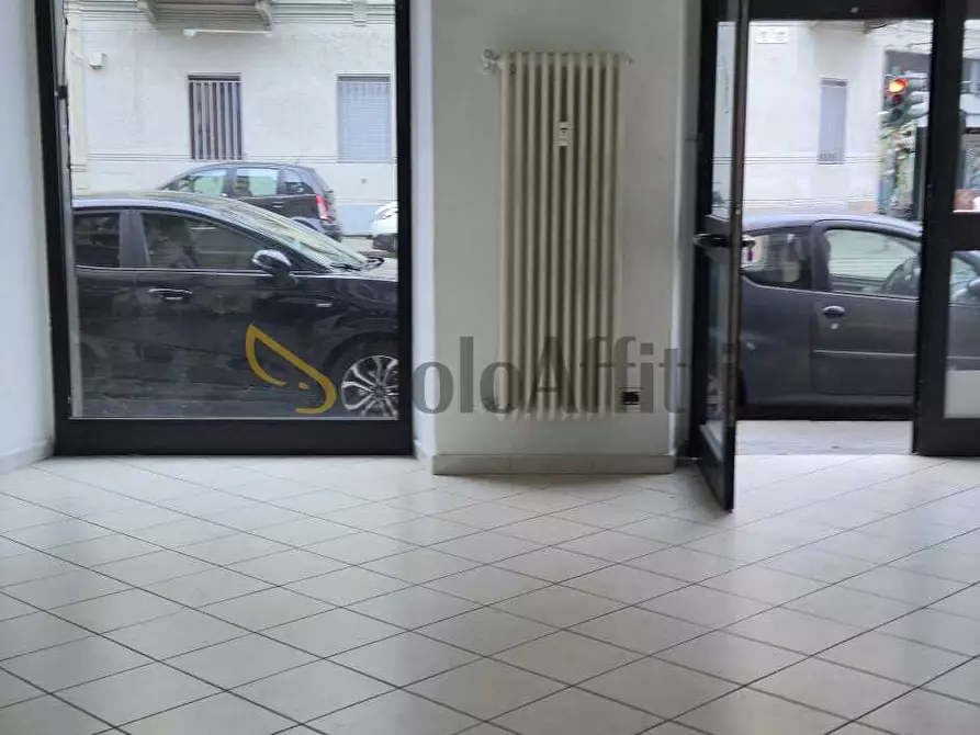 Immagine 20 di Locale commerciale in affitto  in Via Dante Di Nanni 64 a Torino